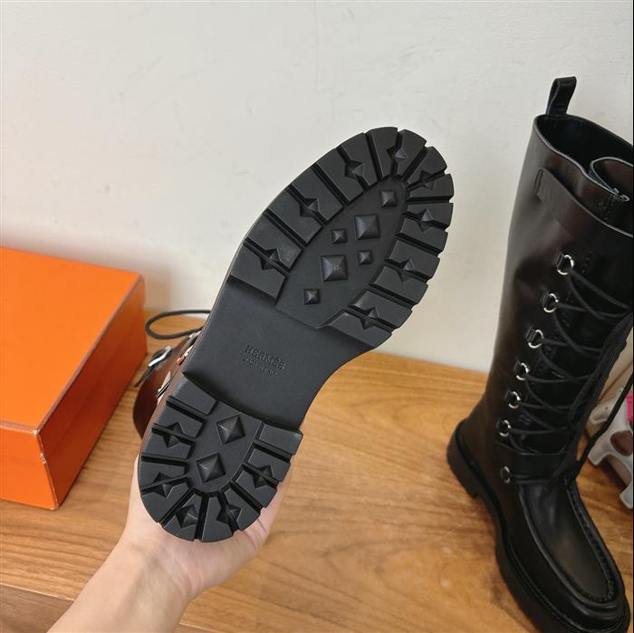 2025112817327829 550